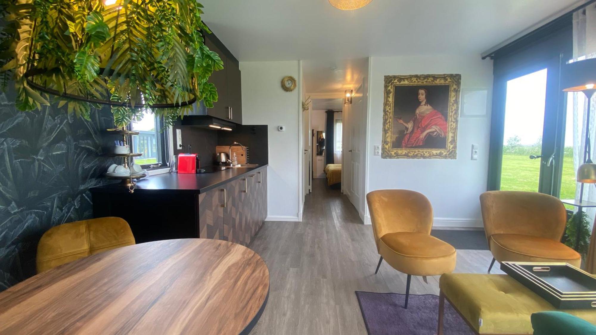 Albertine Agnes Tiny House Franeker Exterior photo